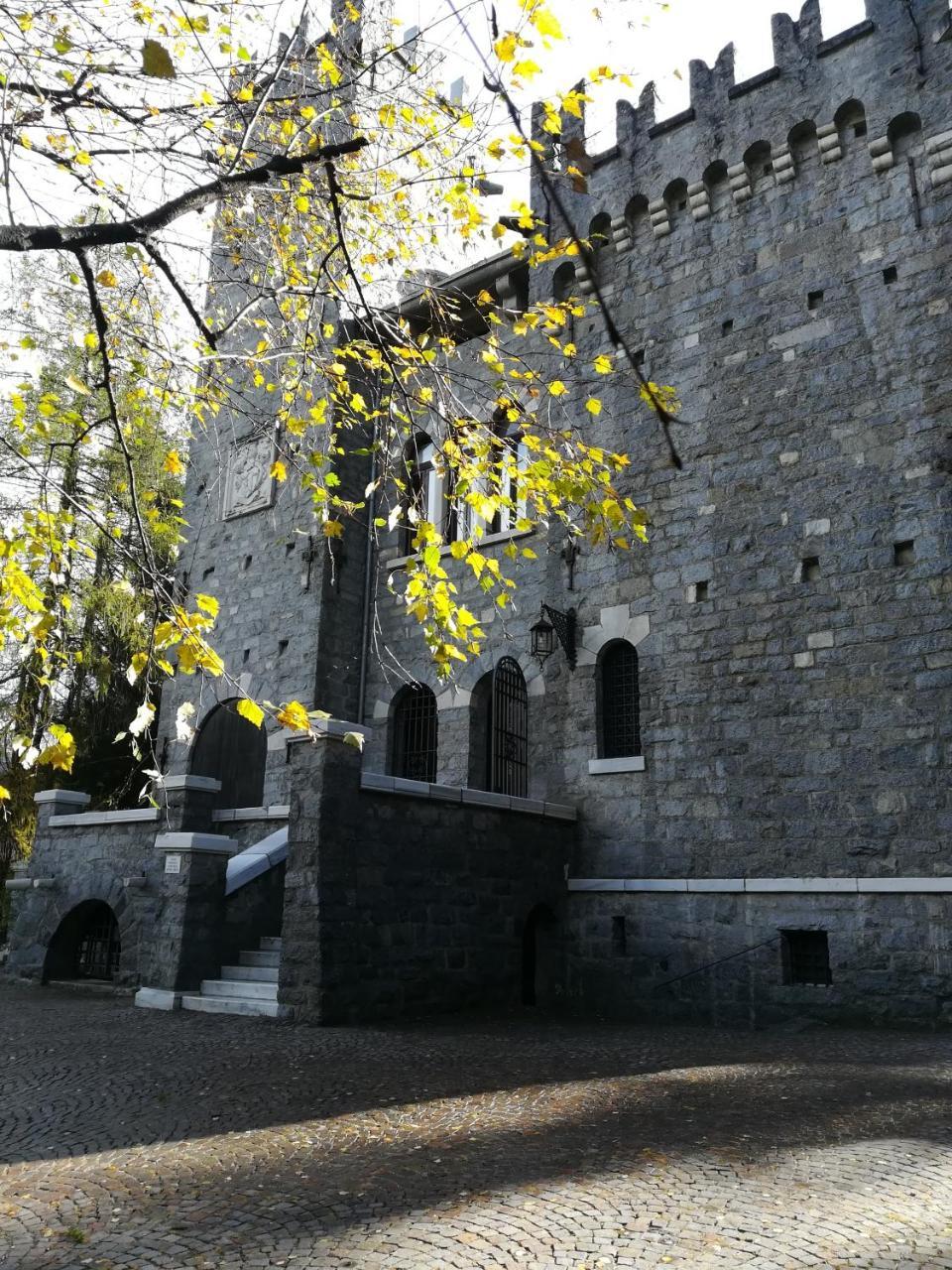 Un Nido Nella Torre Del Castello Apartamento Ponte Di Legno Exterior foto